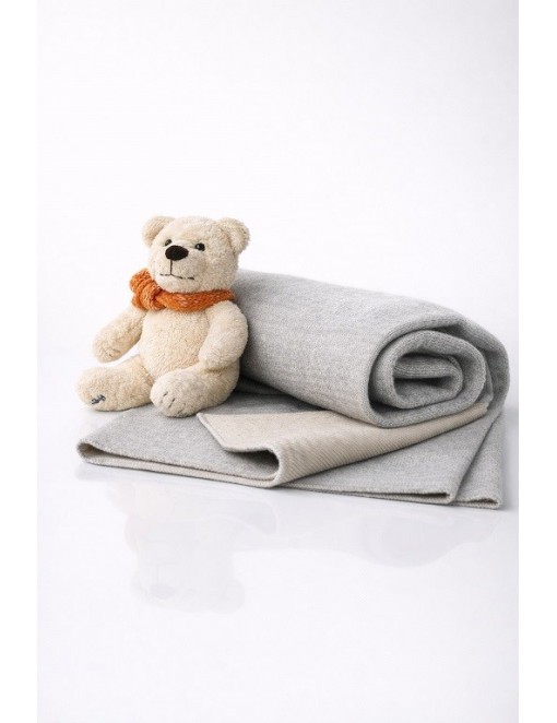 Pure cashmere cot blanket